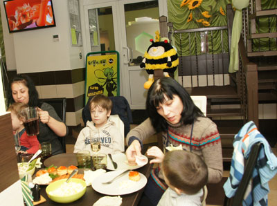 детский праздник в кафе Green Bee